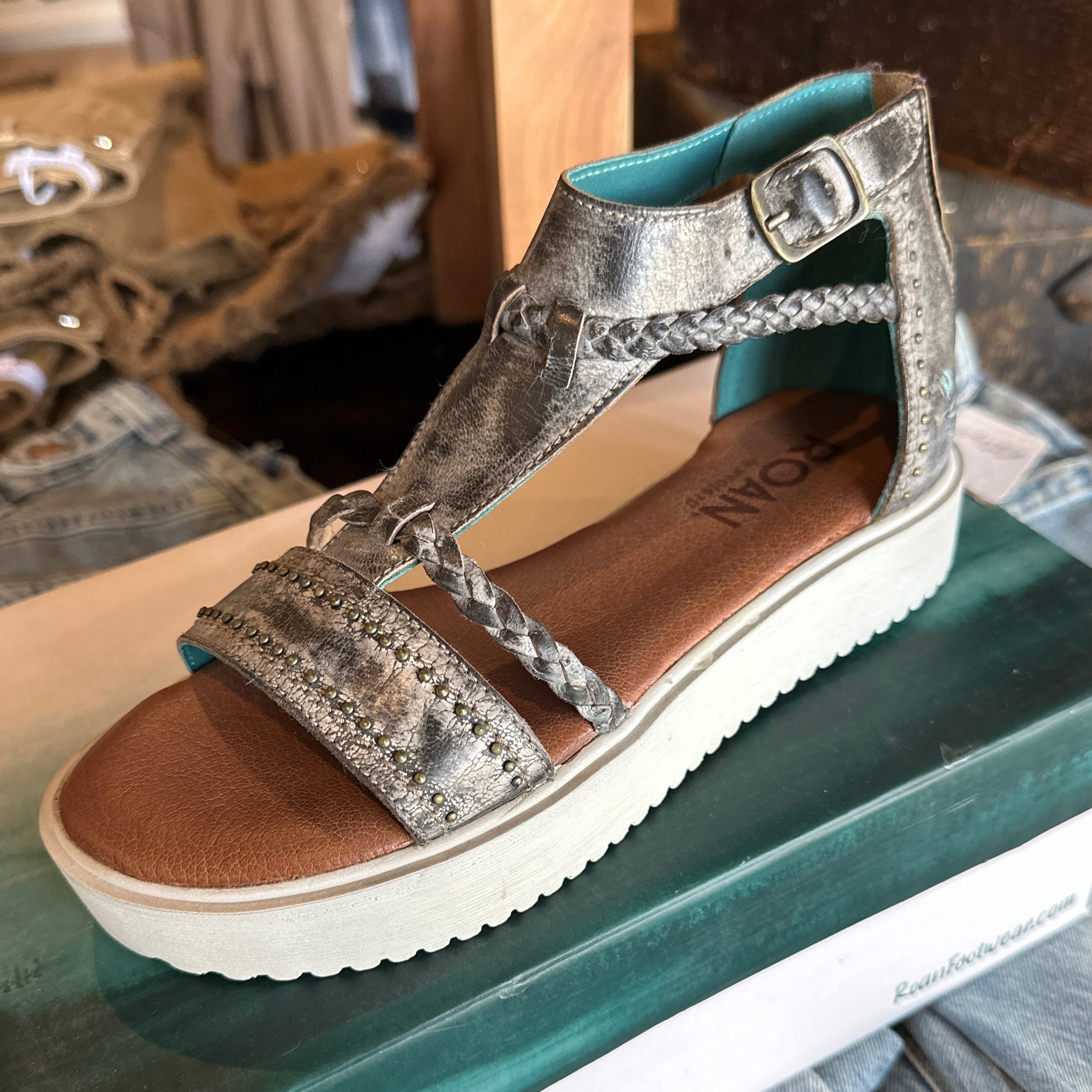 Roan posey sandal sales